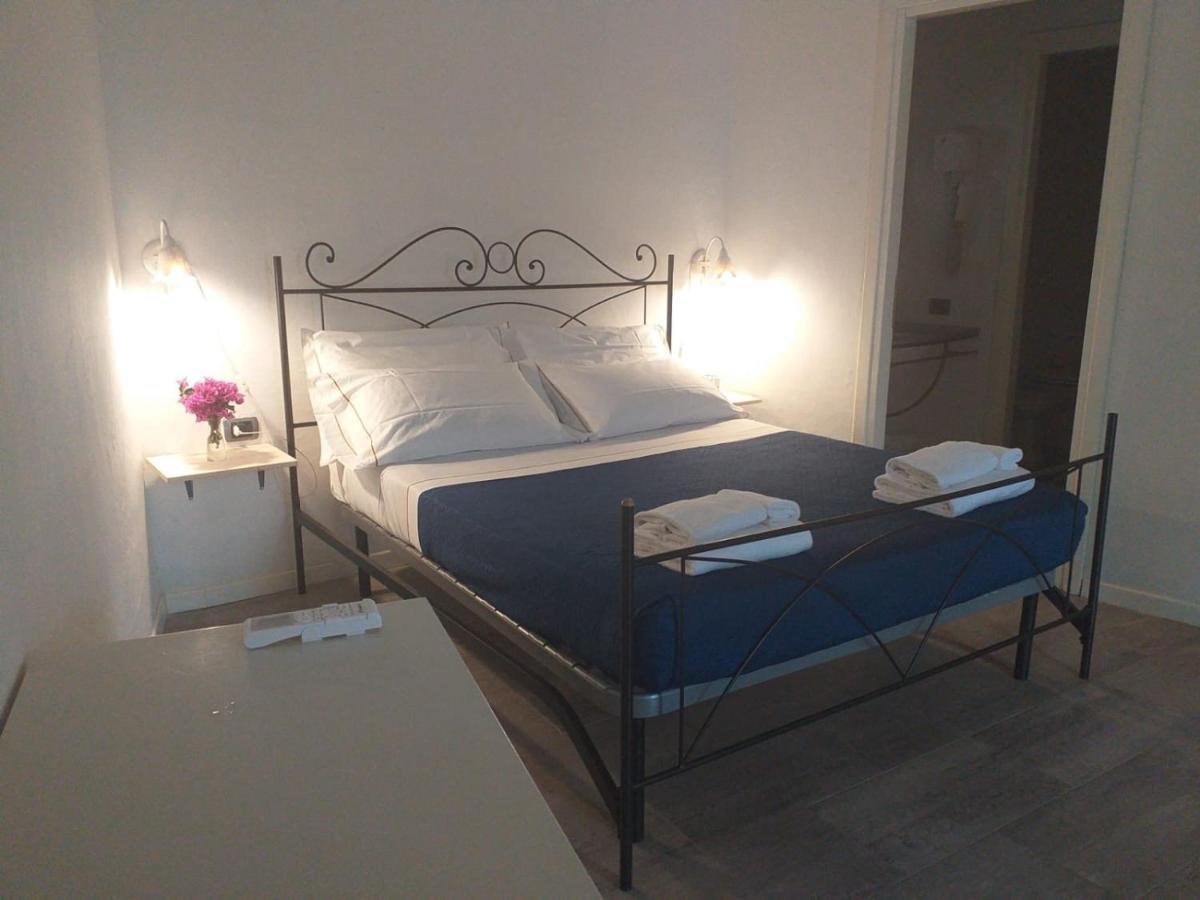 Le Sirene Hotell Portisco Eksteriør bilde