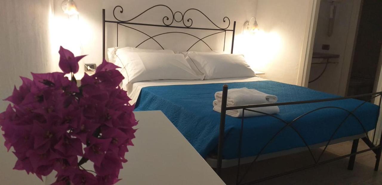 Le Sirene Hotell Portisco Eksteriør bilde