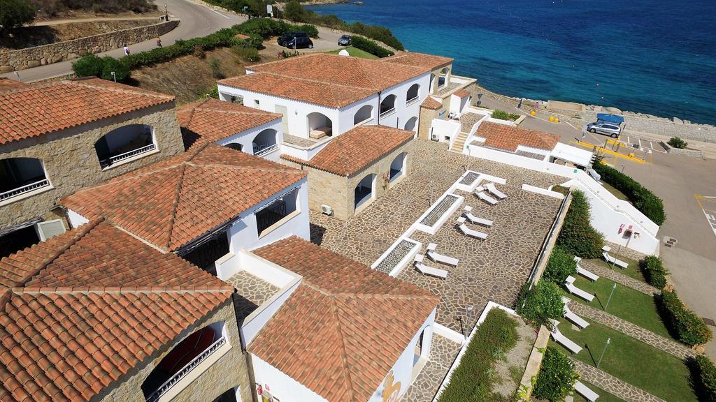 Le Sirene Hotell Portisco Eksteriør bilde