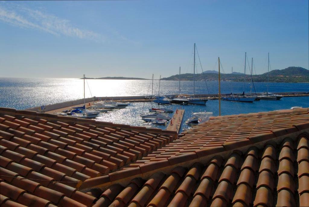 Le Sirene Hotell Portisco Eksteriør bilde